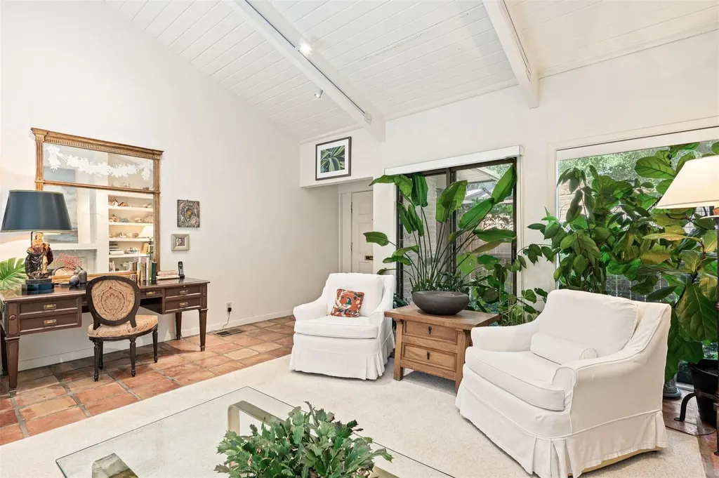 5902 Mountainclimb Drive Austin TX 78731