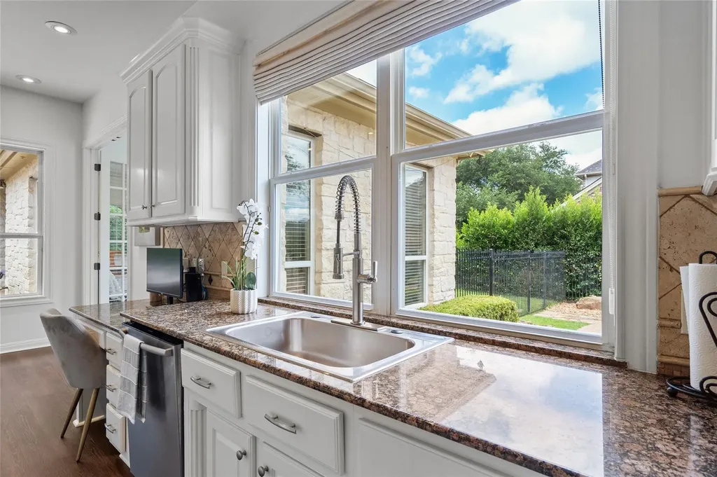 4313 Rio Robles Drive Austin TX 78746