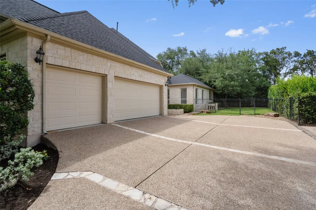 4313 Rio Robles Drive Austin TX 78746