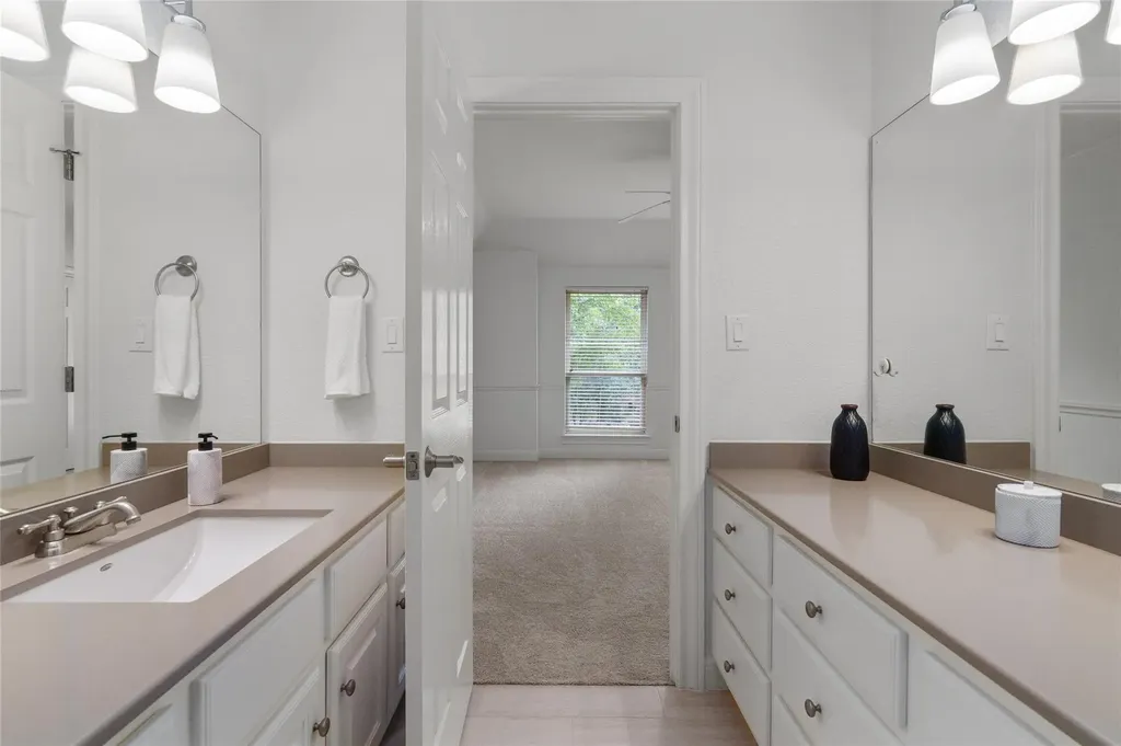 4313 Rio Robles Drive Austin TX 78746