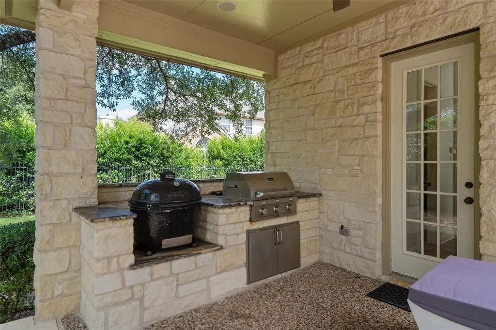 4313 Rio Robles Drive Austin TX 78746