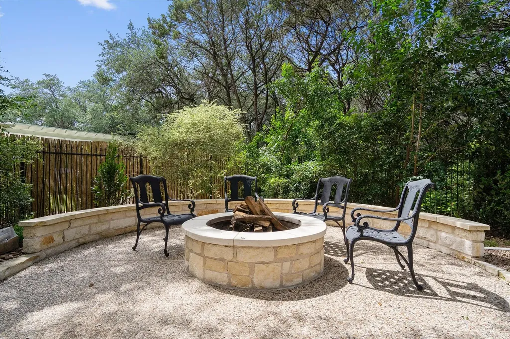 4313 Rio Robles Drive Austin TX 78746