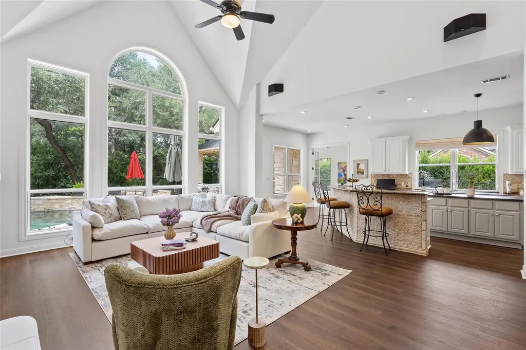 4313 Rio Robles Drive Austin TX 78746