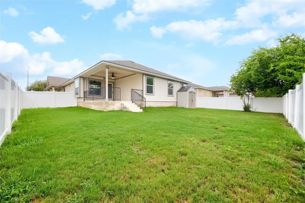 18519 Bandelier Drive Pflugerville TX 78660