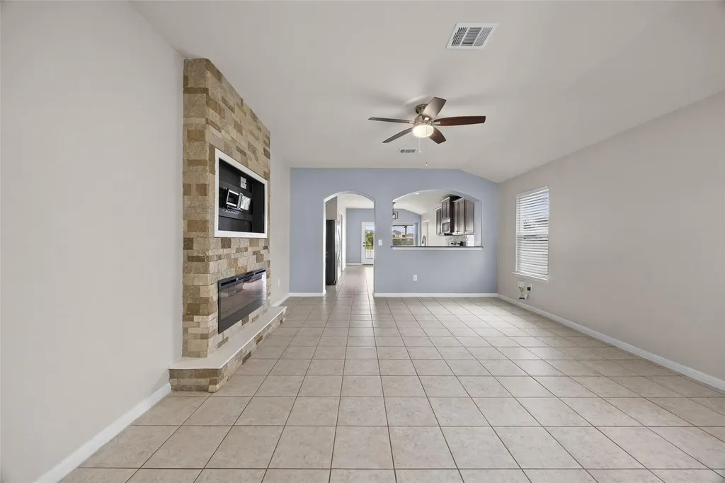 18519 Bandelier Drive Pflugerville TX 78660