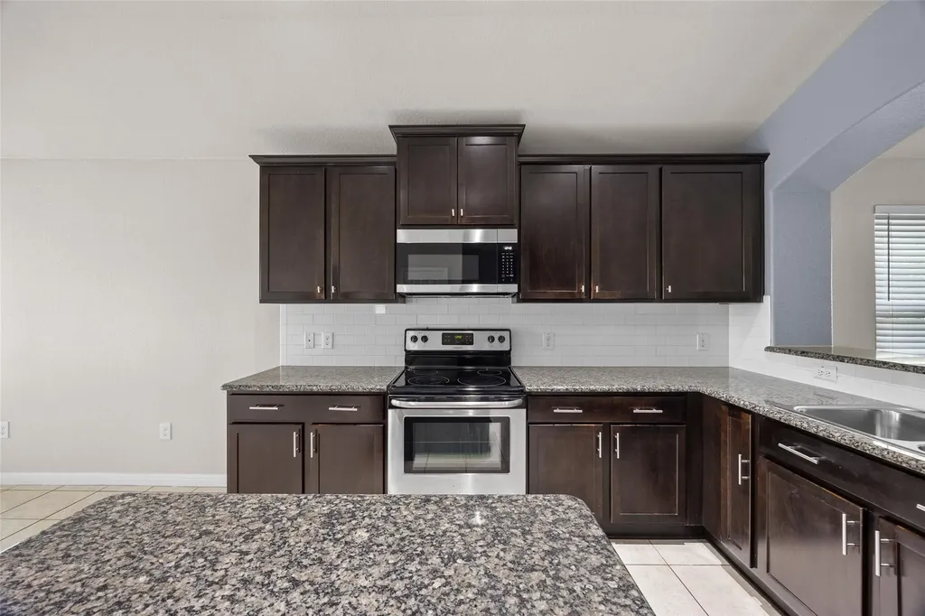 18519 Bandelier Drive Pflugerville TX 78660