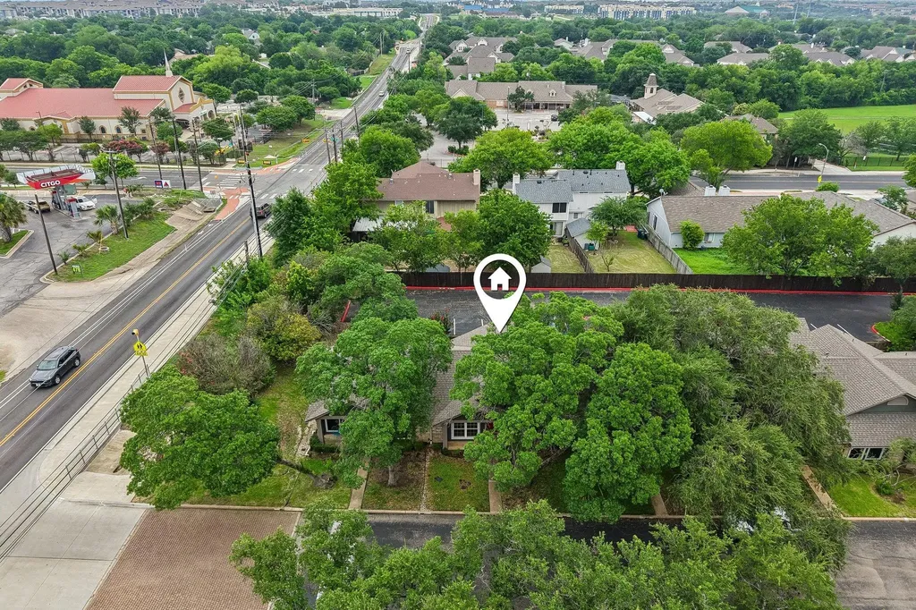 1015 E Yager Lane Austin TX 78753
