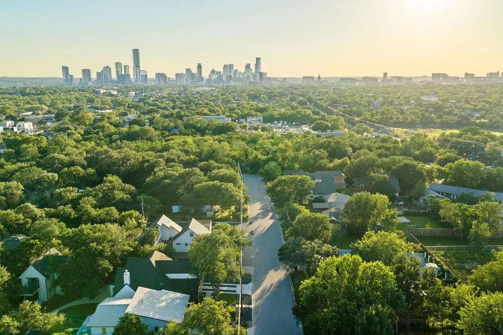 2603 Sol Wilson Avenue Austin TX 78702
