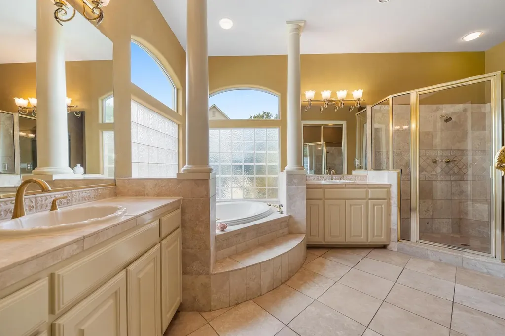 10912 Centennial Trail Austin TX 78726
