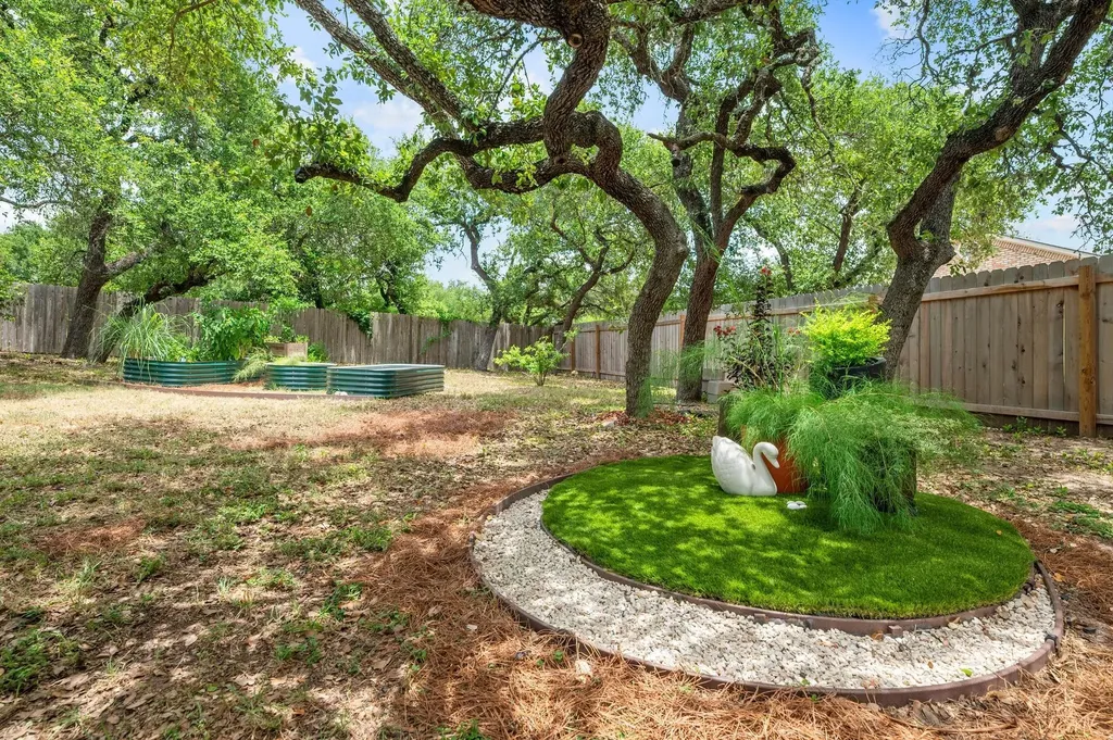 10912 Centennial Trail Austin TX 78726