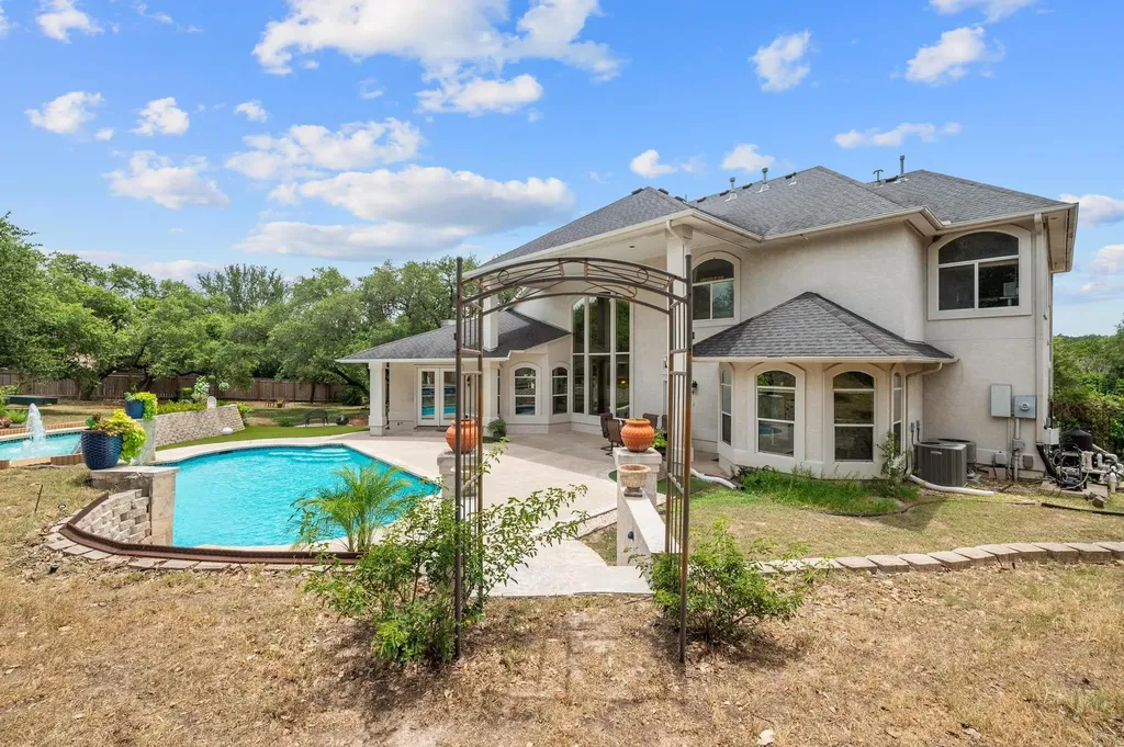 10912 Centennial Trail Austin TX 78726