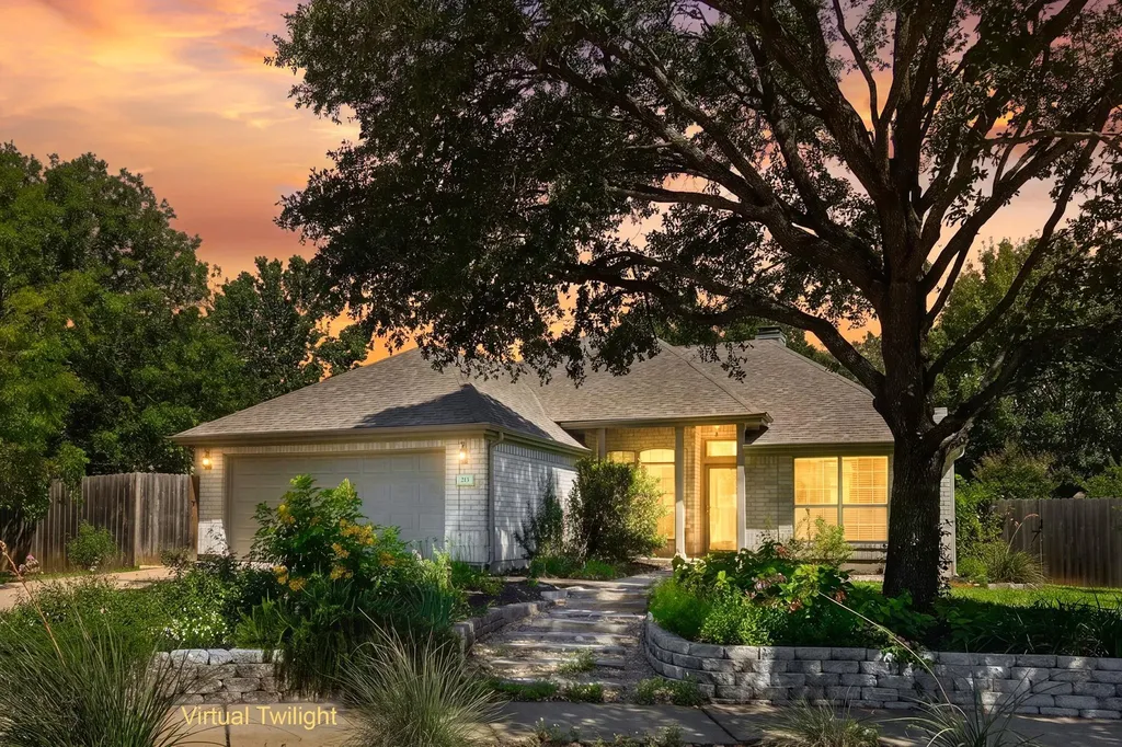 213 Rio Vista Drive Georgetown TX 78626