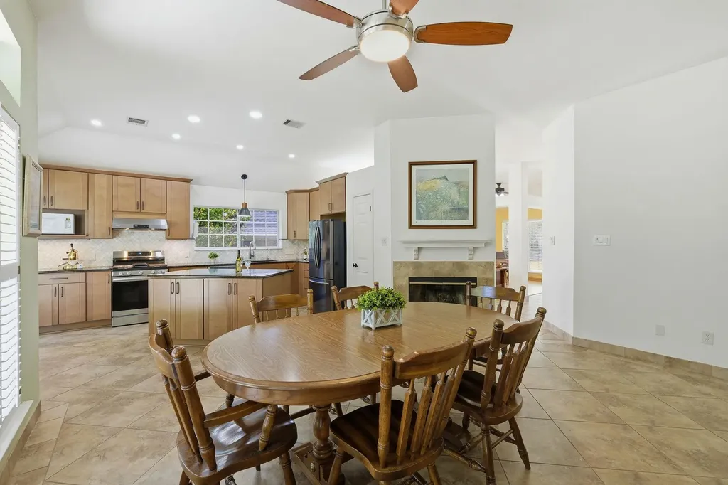213 Rio Vista Drive Georgetown TX 78626