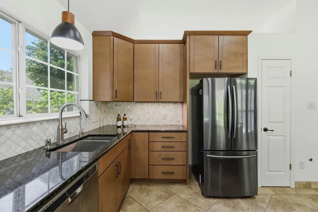 213 Rio Vista Drive Georgetown TX 78626
