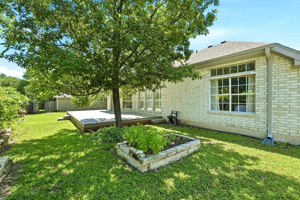 213 Rio Vista Drive Georgetown TX 78626
