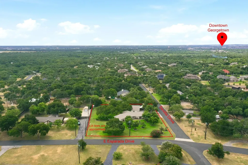 126 E Esparada Drive Georgetown TX 78628