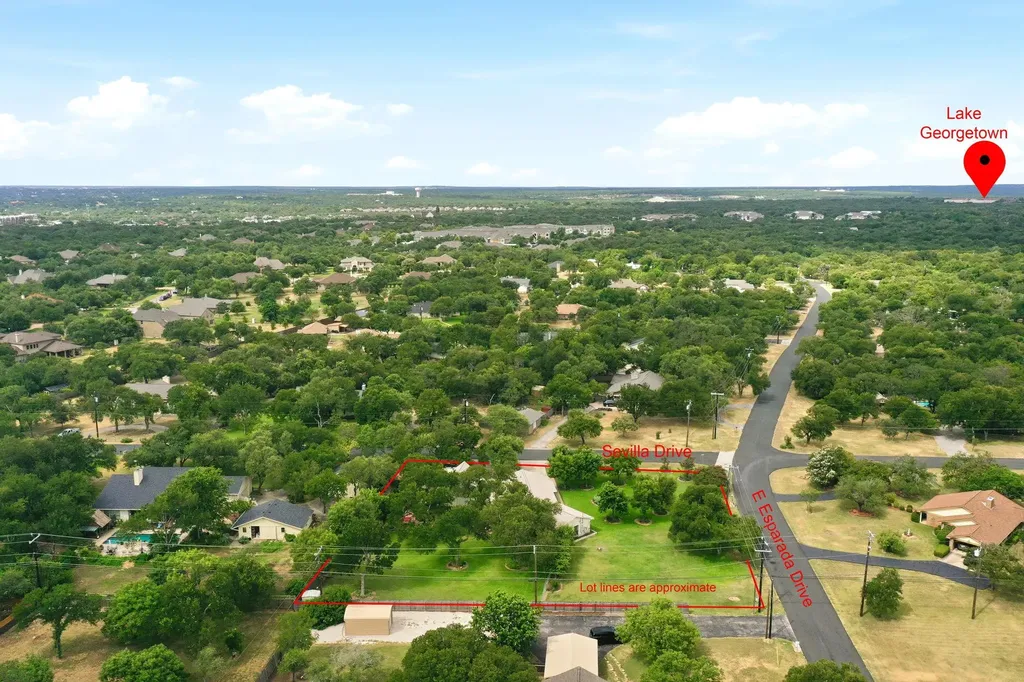 126 E Esparada Drive Georgetown TX 78628