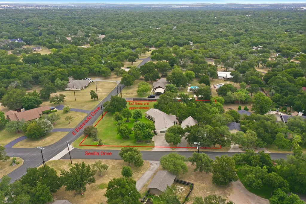 126 E Esparada Drive Georgetown TX 78628