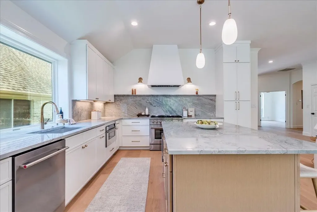 5840 Back Bay Lane Austin TX 78739