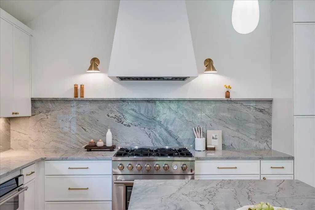 5840 Back Bay Lane Austin TX 78739