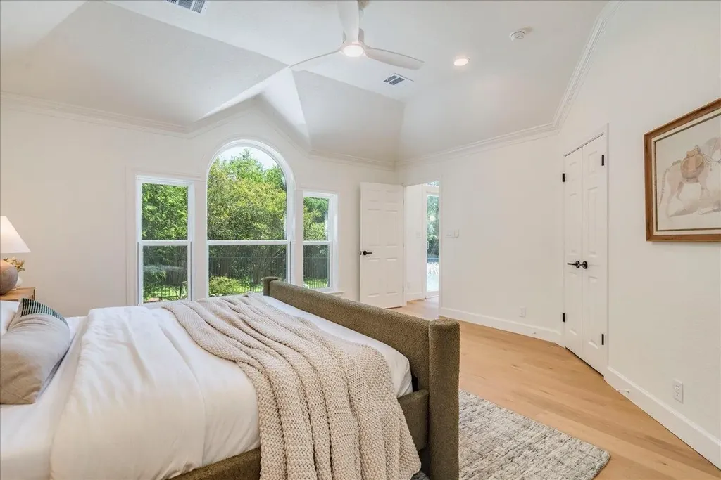5840 Back Bay Lane Austin TX 78739
