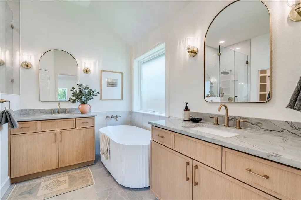 5840 Back Bay Lane Austin TX 78739