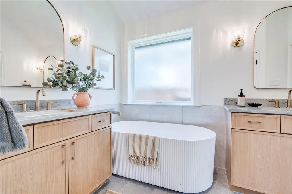 5840 Back Bay Lane Austin TX 78739