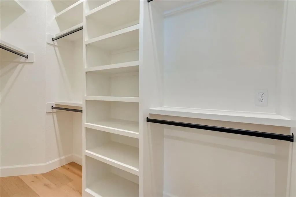 5840 Back Bay Lane Austin TX 78739