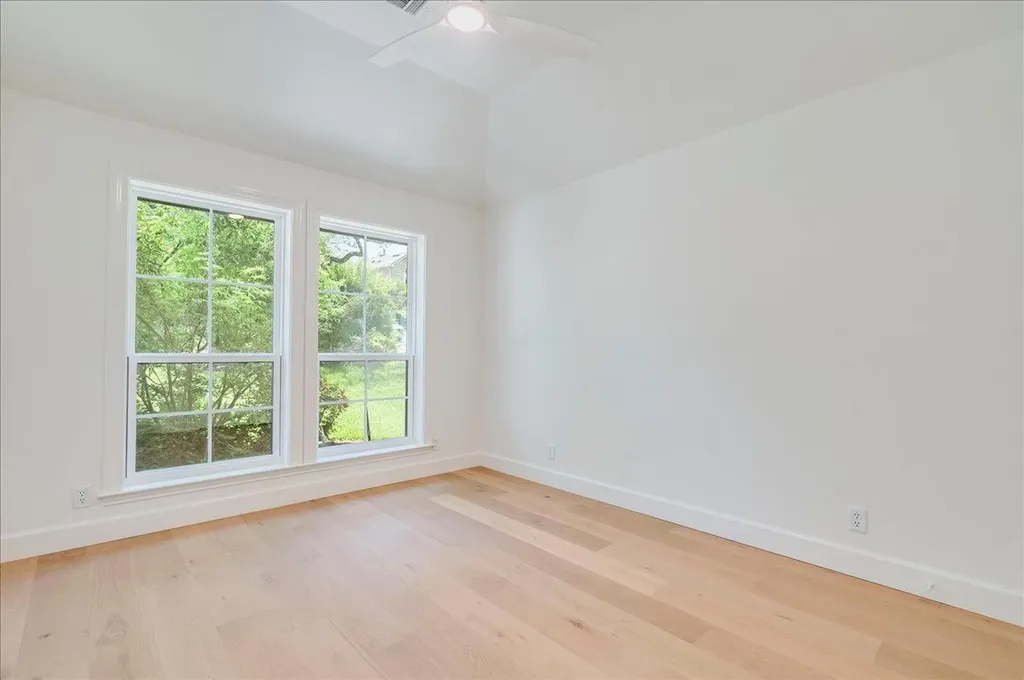 5840 Back Bay Lane Austin TX 78739