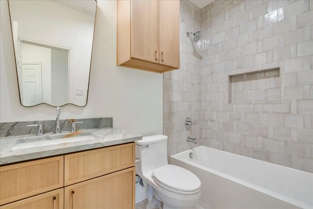 5840 Back Bay Lane Austin TX 78739