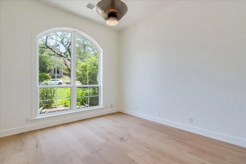 5840 Back Bay Lane Austin TX 78739