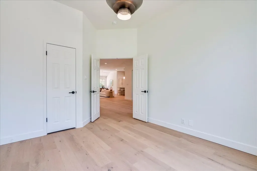 5840 Back Bay Lane Austin TX 78739