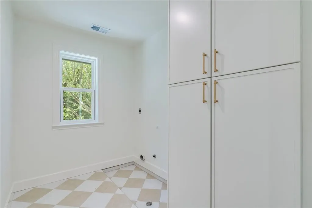5840 Back Bay Lane Austin TX 78739