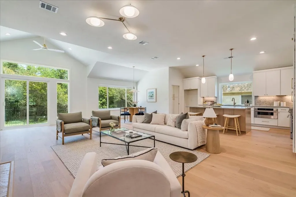 5840 Back Bay Lane Austin TX 78739