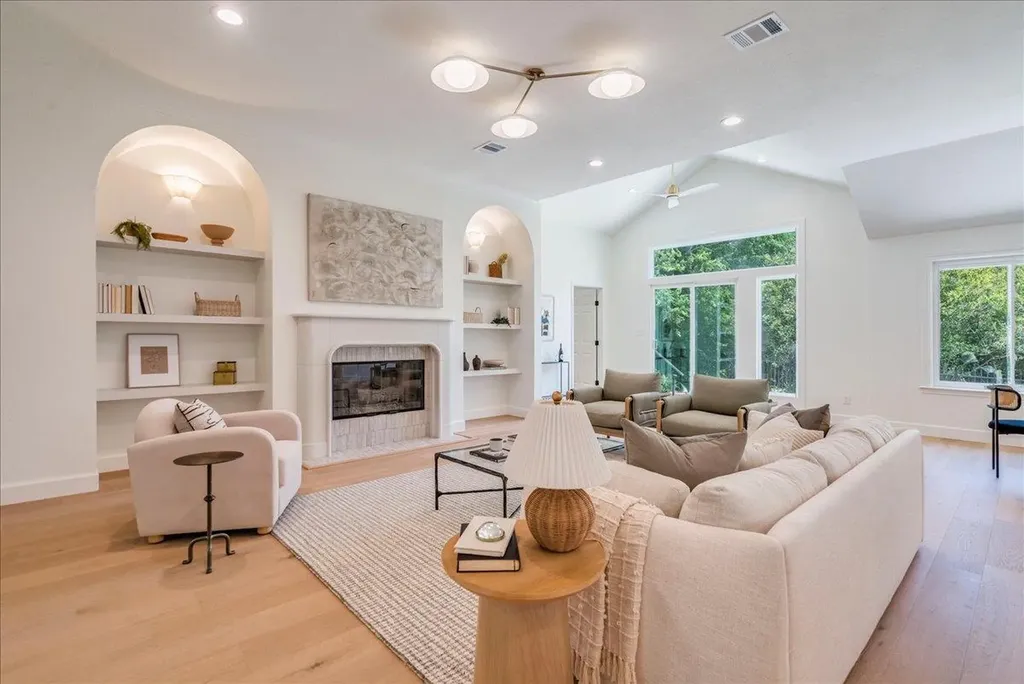5840 Back Bay Lane Austin TX 78739