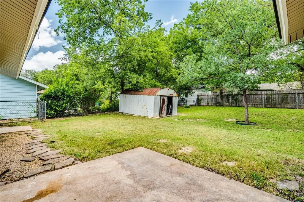 200 E Pheasant Drive Austin TX 78753