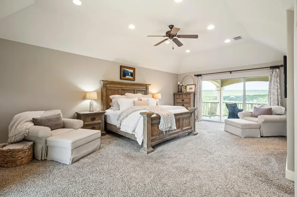10211 Middle Darleen Leander TX 78641