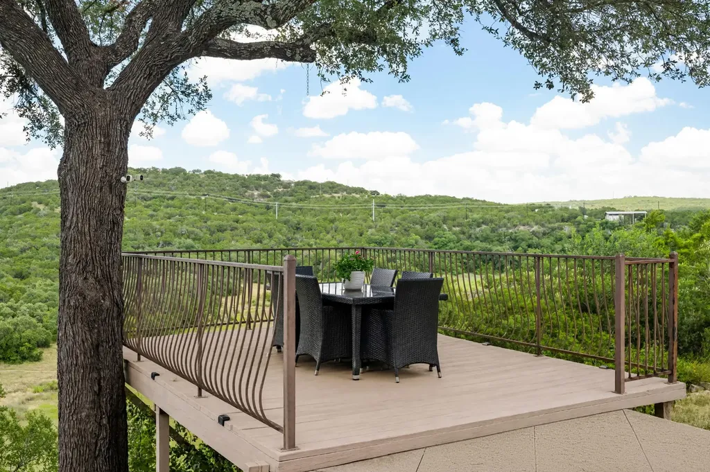 10211 Middle Darleen Leander TX 78641