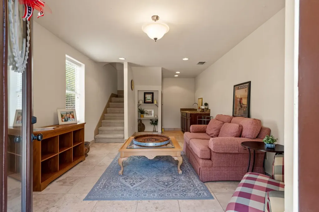 10211 Middle Darleen Leander TX 78641