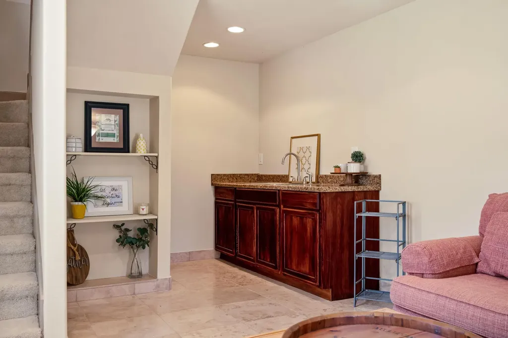10211 Middle Darleen Leander TX 78641