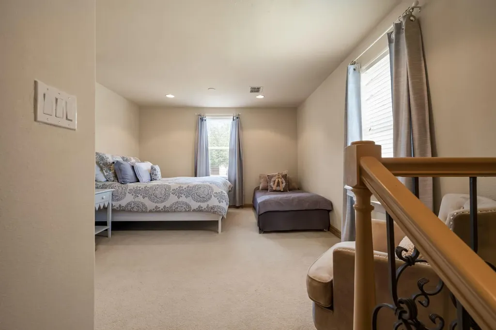 10211 Middle Darleen Leander TX 78641
