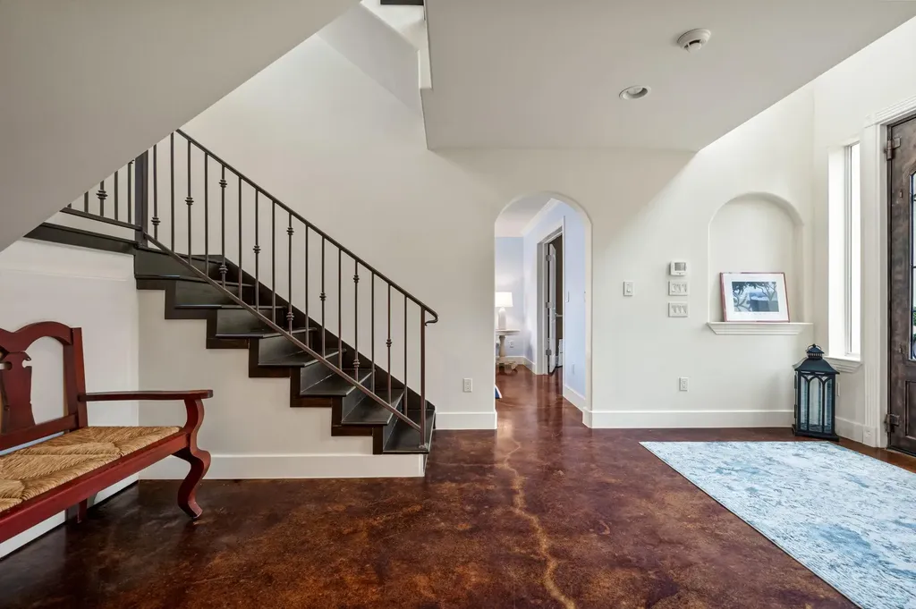 10211 Middle Darleen Leander TX 78641