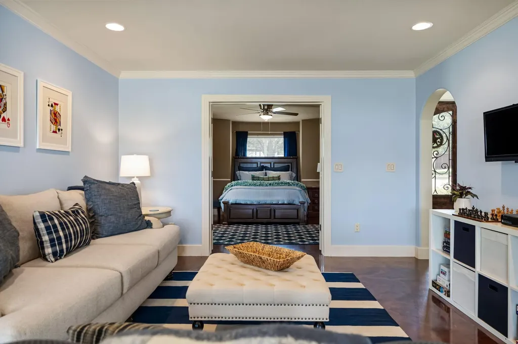 10211 Middle Darleen Leander TX 78641