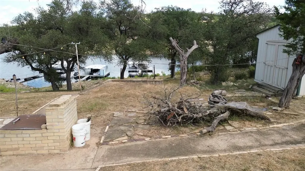 20203 Barnett Glenn Road Spicewood TX 78669