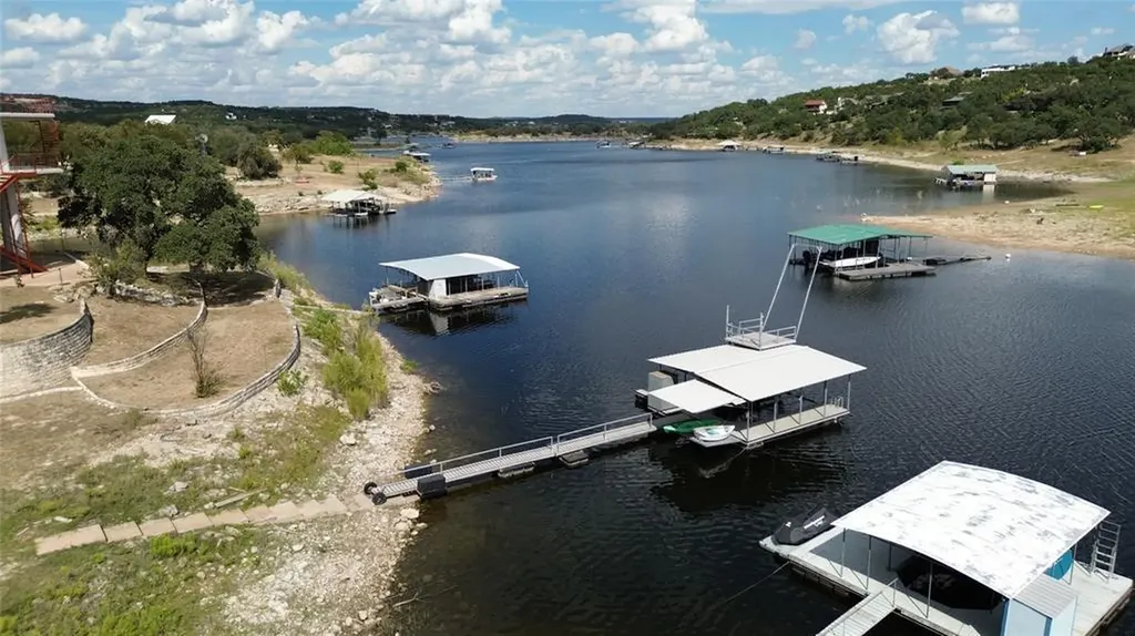 20203 Barnett Glenn Road Spicewood TX 78669