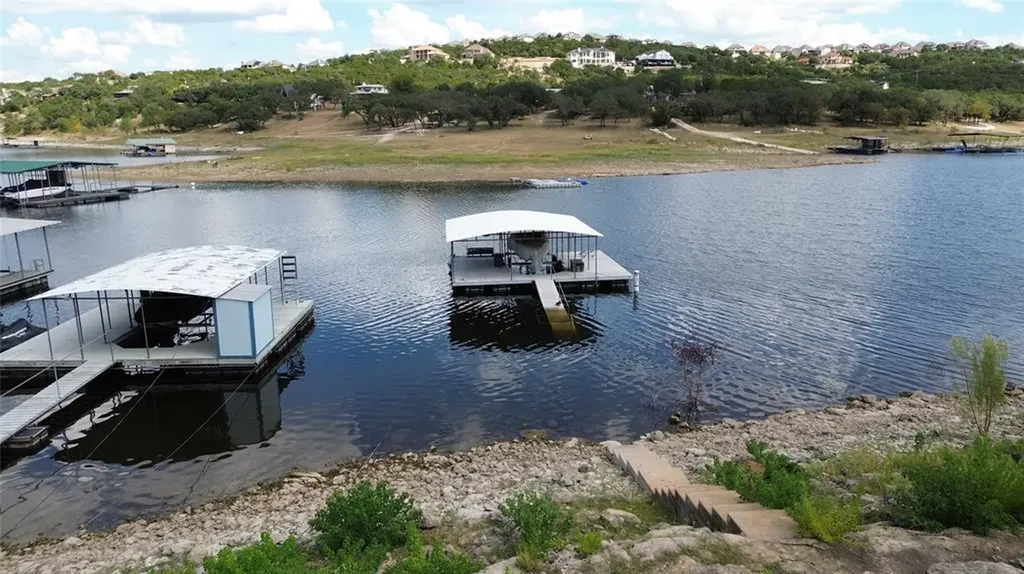 20203 Barnett Glenn Road Spicewood TX 78669