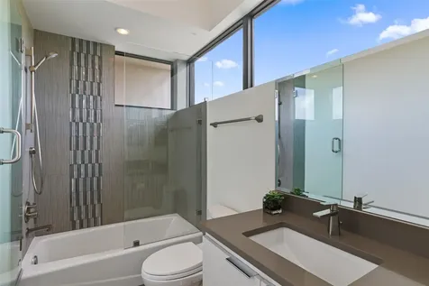425 Yaupon Valley Road West Lake Hills TX 78746