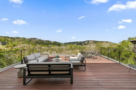 425 Yaupon Valley Road West Lake Hills TX 78746