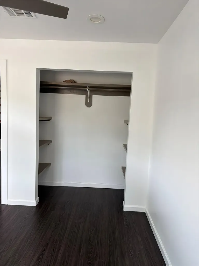160 Pope Bend S Cedar Creek TX 78612