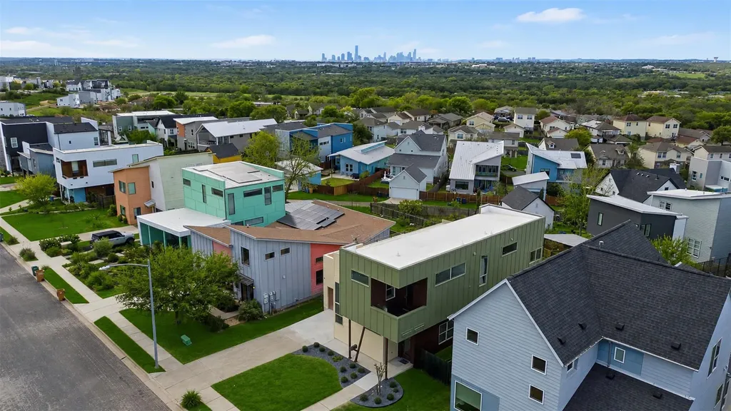 5920 Toscana Avenue Austin TX 78724